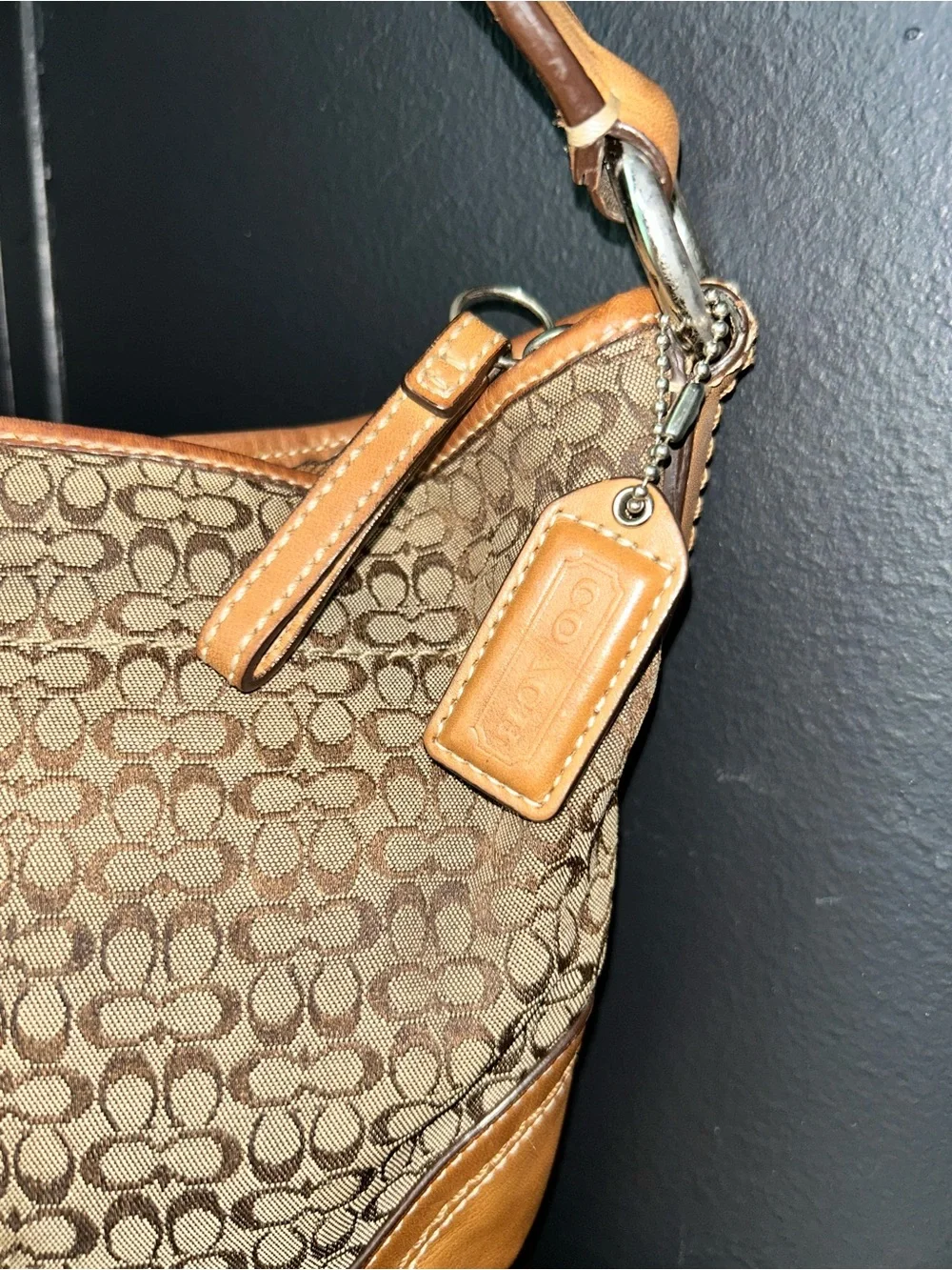 Coach 2007 Y2K Mini Kissing C Signature Monogram Tan Soho Hobo Shoulder Bag - Picture 4 of 15